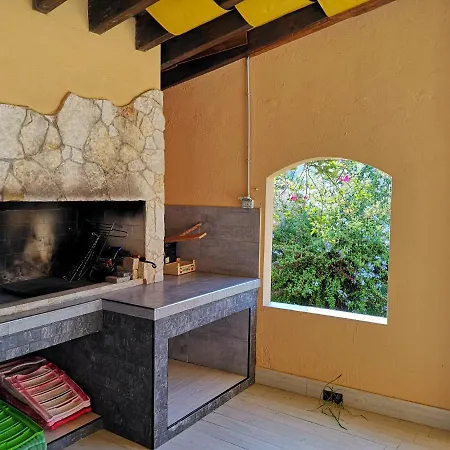 Holiday home Calapira