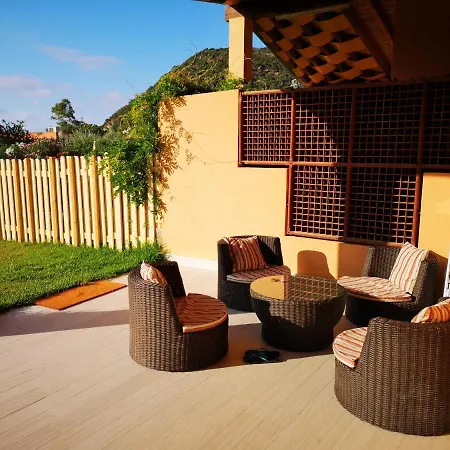 Holiday home Calapira
