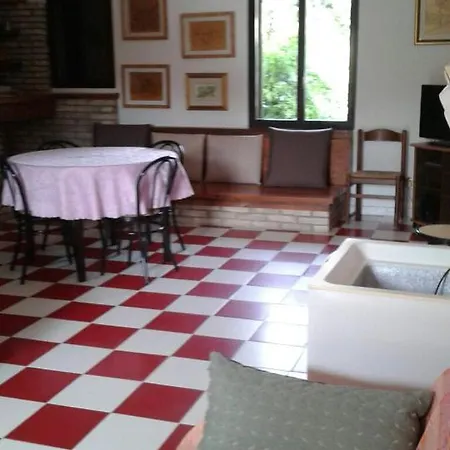 Holiday home Calapira